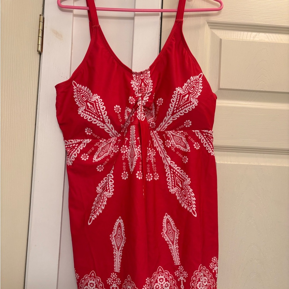 Red Paisley Tank Top- 3XL, fits like an XL